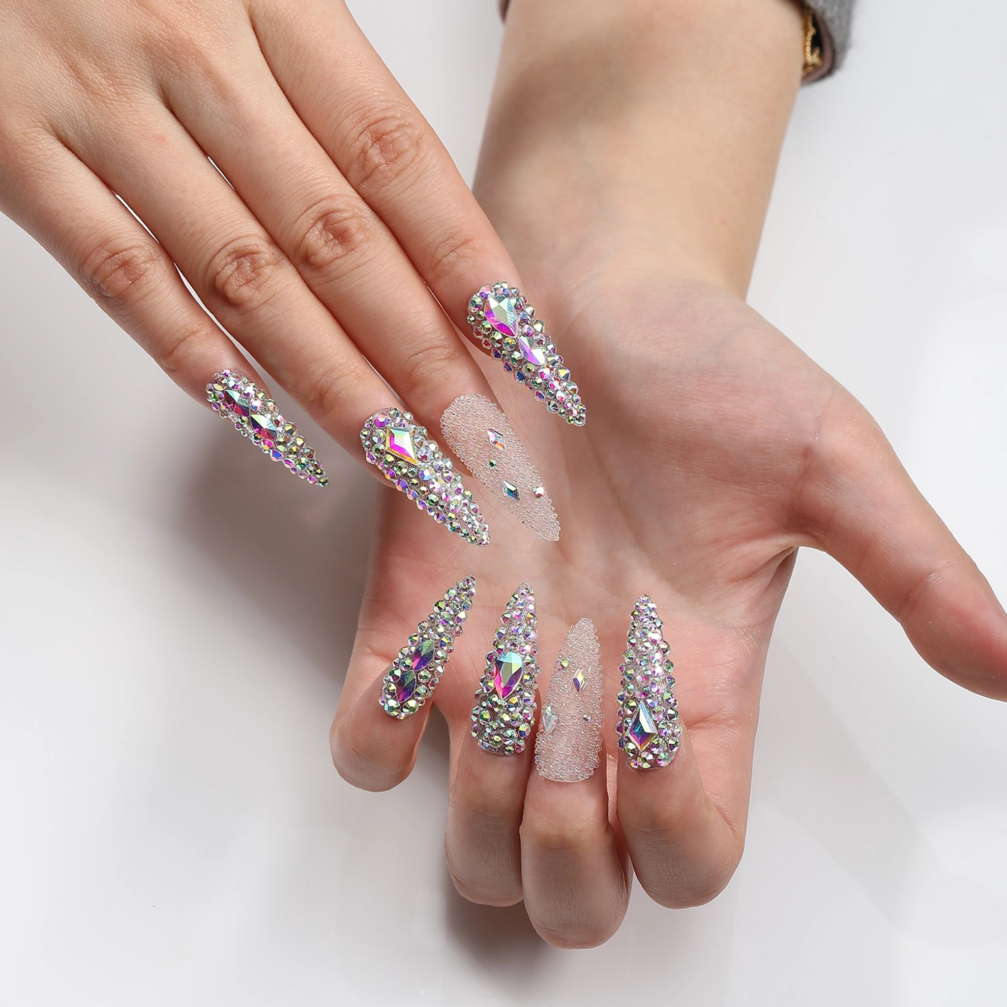 NAILIFY | PRESS-ON NAILS 