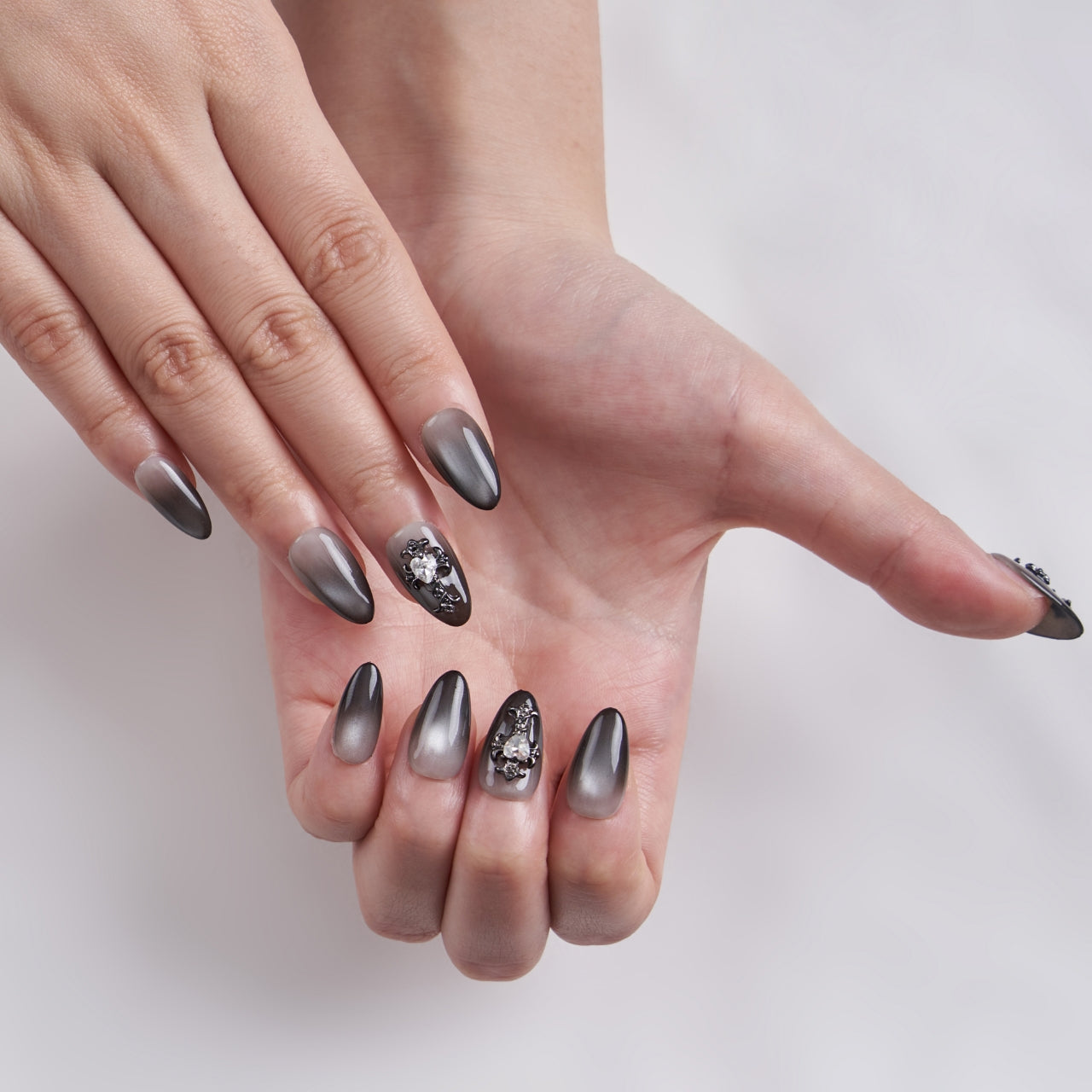 NAILIFY | PRESS-ON NAILS 