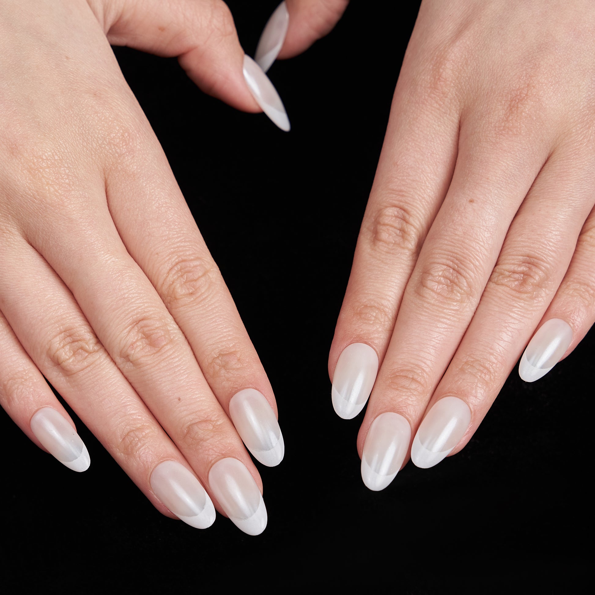 GLOW FRENCH